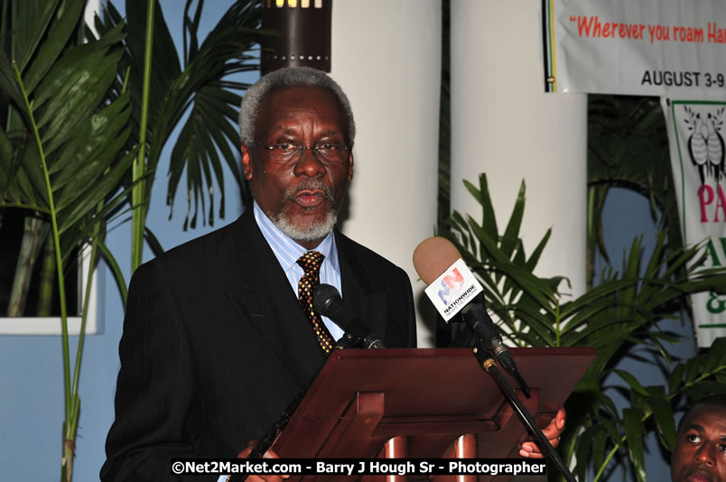 Bird of Paradise Awards & Gala @ Grand Palladium Resort & Spa [Fiesta] - Guest Honouree The Most Honourable P.J. Patterson ON, PC, QC - Hanover Jamaica Travel Guide - Lucea Jamaica Travel Guide is an Internet Travel - Tourism Resource Guide to the Parish of Hanover and Lucea area of Jamaica - http://www.hanoverjamaicatravelguide.com - http://.www.luceajamaicatravelguide.com